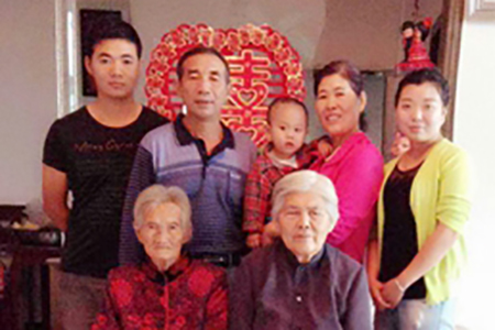 60洋县苏存娥家庭.jpg